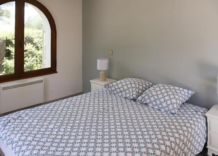 F5 A Raphael Saint-Raphaël